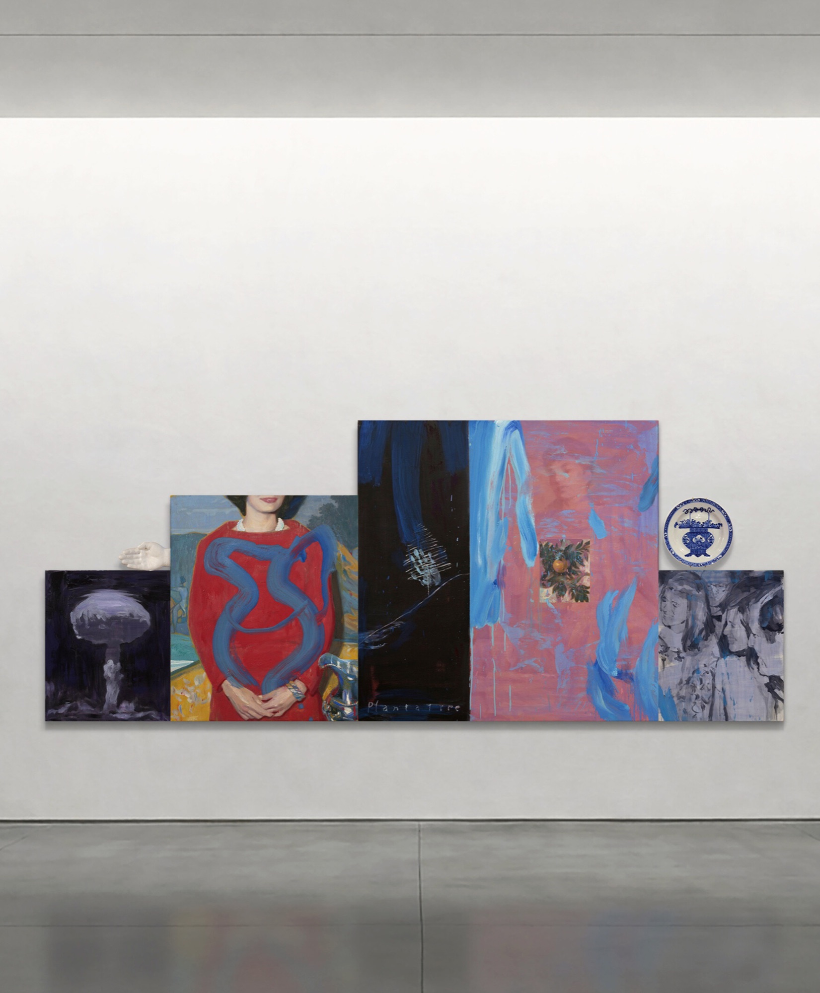 Vessel, painting by Vincent Xeus, LIGHT\POWER: The Kennedy Women exhibition